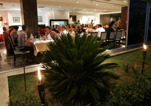 evening-restaurant